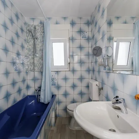 Guest house Barba In Trogir - Mittel-dalmatien *