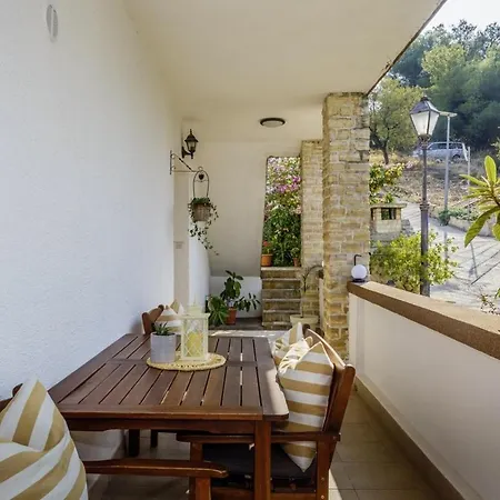 Guest house Barba In Trogir - Mittel-dalmatien *