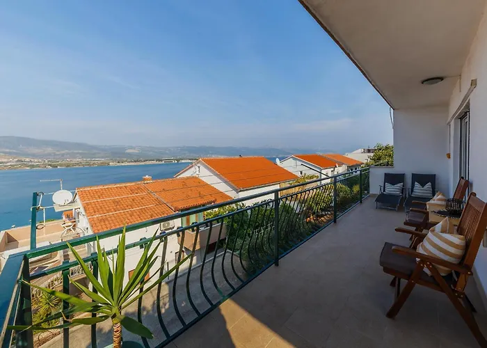 Maison d'hôtes Barba In Trogir - Mittel-dalmatien Mastrinka